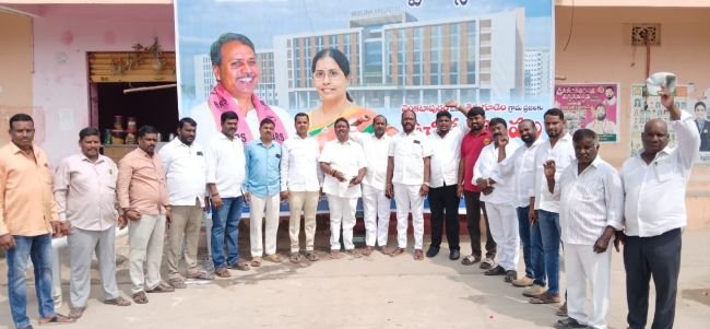 వెంకటాపూర్‌–తెనుగూడ ప్రజలకు నీలిమ ఆస్పత్రి ఉచిత వైద్య సేవలు.. పల్లా దంపతుల చిత్రపటాలకు క్షీరాభిషేకం