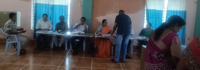 పోస్టల్ బ్యాలెట్ కు విశేష స్పందన 