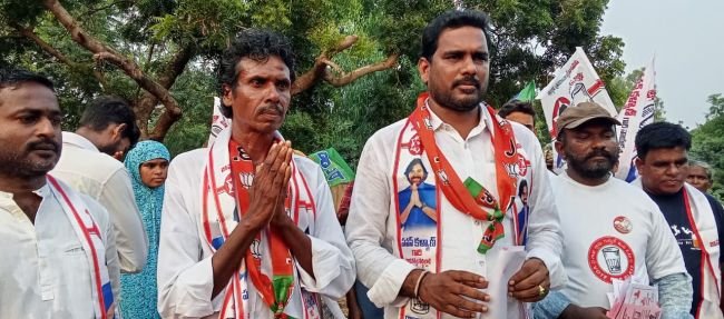 స్నేహపూర్వక పోటీలో యనుగేటి పోలయ్య 