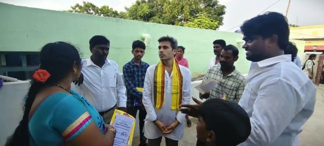 బొమ్మిరెడ్డి తారకనాథ్ రెడ్డి ఇంటింటి ప్రచారం - కూటమి అభ్యర్థులకు మద్దతుగా విస్తృత ప్రచారం