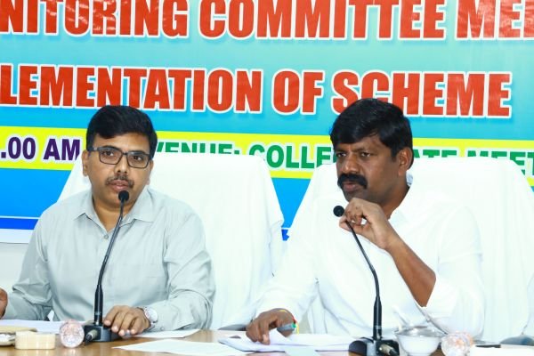 ఎస్సీ, ఎస్టీ వర్గాల సంక్షేమంలో ఆర్థిక అభివృద్ధికి ప్రత్యేక చర్యలు తీసుకోవాలి.  