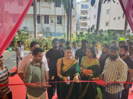 ఘనంగా శుభప్రదం మాల్ ప్రారంభం 