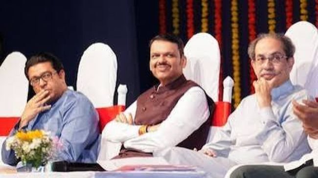 ఒకే వేదికపై ఫడ్నవీస్, ఉద్ధవ్, రాజ్ ఠాక్రే: ముంబైలో అరుదైన రాజకీయ దృశ్యం