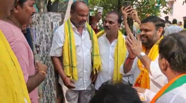రేణిగుంటలో ఎమ్మెల్యే బొజ్జల సుధీర్ రెడ్డి విస్తృత ప్రచారం