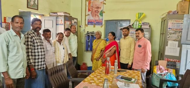 పాఠశాలకు వాటర్ ప్యూరిఫైయర్ బహుకరణ