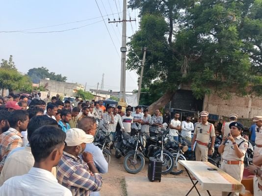నేరాల కట్టడికి కార్డన్‌ సెర్చ్‌