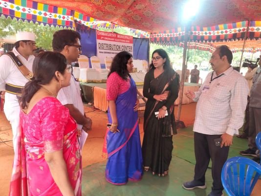  చీమకుర్తి మున్సిపాలిటీ ఎన్నికల డిస్ట్రిబ్యూషన్ సెంటర్‌ను పరిశీలించిన జనరల్ అబ్జర్వర్ 