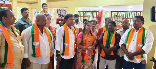 ప్రజా సమస్యల పరిష్కారమే ప్రథమ ప్రాధాన్యం  