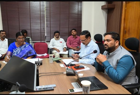 భూసేకరణ భూముల వివరాలు భూ భారతి రికార్డుల్లో నమోదు చేయాలి -నీటిపారుదల శాఖ అధికారులను ఆదేశించిన కలెక్టర్ హేమంత కేశవ్ పాటిల్