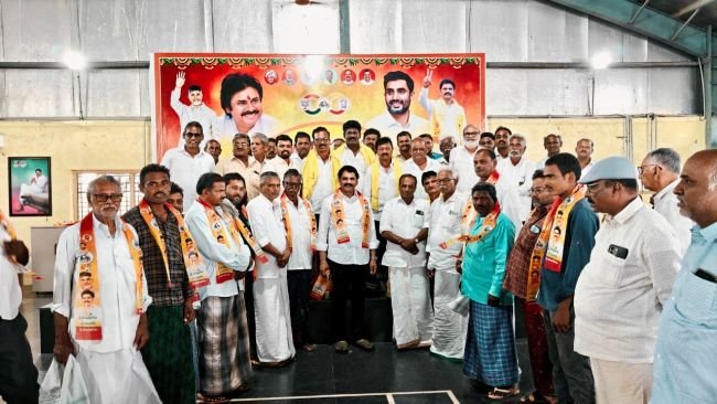 బొబ్బేపల్లిలో టీడీపీలోకి భారీగా  చేరికలు