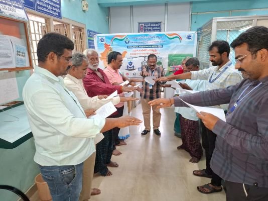 భట్టిప్రోలు గ్రామీణ బ్యాంకులో నిజాయితీ ప్రతిజ్ఞ                   