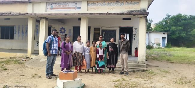 బాలలు పనిలో కాదు.. బడిలో ఉండాలి