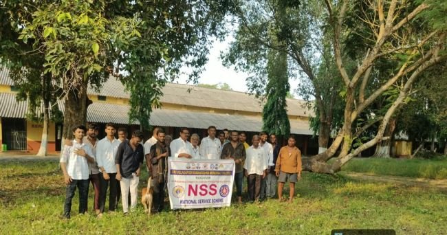కళాశాల ఎన్ఎస్ఎస్ ఆధ్వర్యంలో పారిశుద్ధ్య కార్యక్రమం