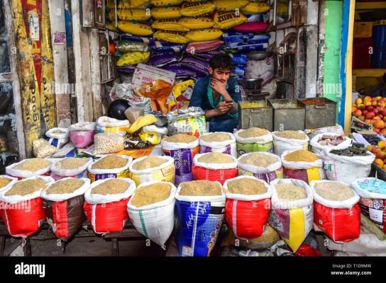శంషాబాద్‌లో బియ్యం ధరలకు రెక్కలు.. కిలో రూ.150–200