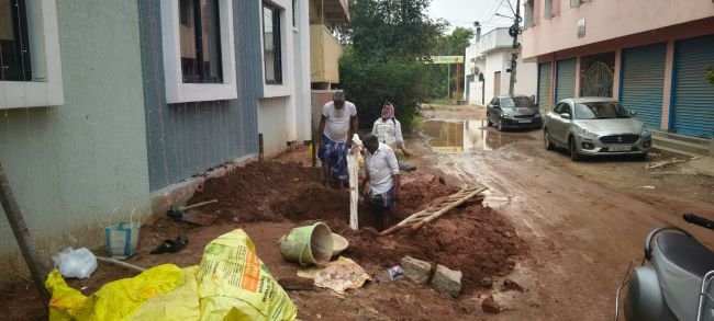 శంషాబాద్‌లో అక్రమ నిర్మాణాలపై జీహెచ్‌ఎంసీ నిర్లక్ష్యమెందుకు?