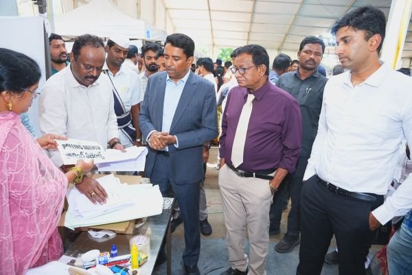 ఎన్నిక‌ల నిర్వ‌హ‌ణ‌కు స‌ర్వం సిద్ధం..