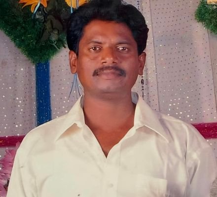 గుండెపోటుతో యువకుడు మృతి   -- కుటుంబాన్ని పరామర్శించిన ఎమ్మెల్యే చిర్రి బాలరాజు, గడ్డ మణుగు రవికుమార్