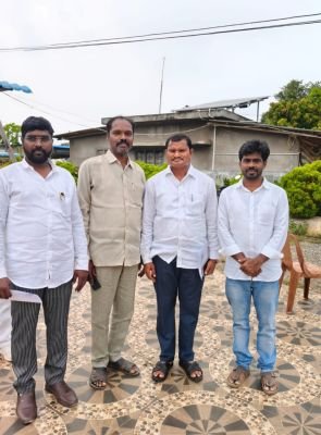 ఎమ్మెల్యే జారె ఆదినారాయణను మర్యాదపూర్వకంగా కలిసిన కొప్పుల రాంబాబు*