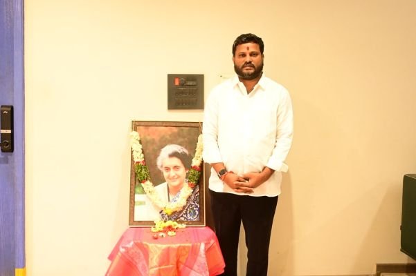 ఇందిరమ్మ స్ఫూర్తితో తెలంగాణలో కాంగ్రెస్ పాలన ఇందిరాగాంధీ వర్ధంతి సందర్భంగా నీలం మధు ఘన నివాళులు