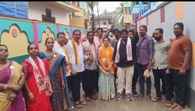 ఐతంపూడి, ఓగిడి గ్రామాల్లో  ఓటు అభ్యర్థిస్తూ ప్రచారం