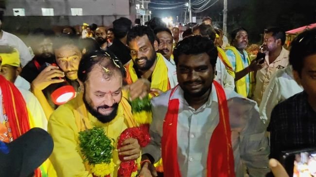 వట్లూరులో కూటమి  అభ్యర్థుల తరపున ఎమ్మెల్యే చింతమనేని ఎన్నికల ప్రచారం