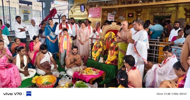 ఘనంగా బుగులు వెంకటేశ్వర స్వామి వారి కళ్యాణం