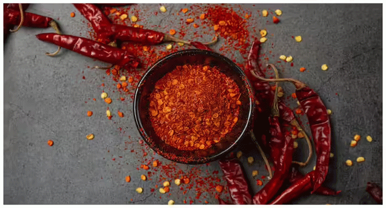 ఎండుమిర్చిని రోజూ తింటే కలిగే ప్రయోజనాలు ఎన్నో తెలుసా
