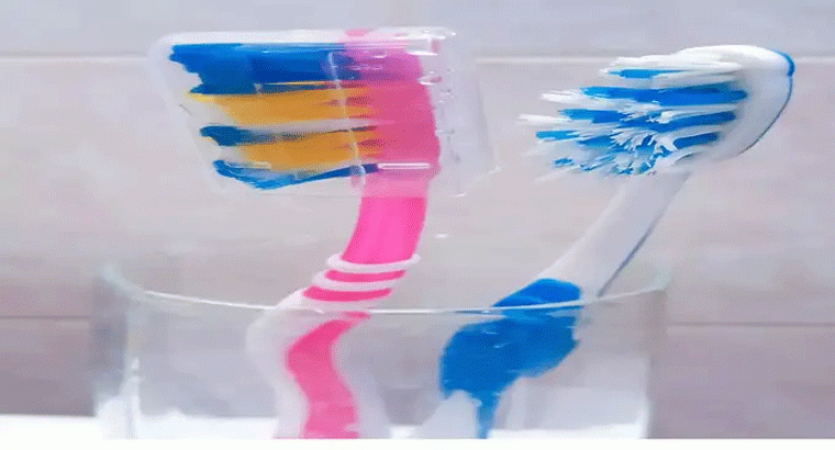 బ్రష్ చేసిన తరవాత చాలా మంది చేస్తున్న అతి పెద్ద తప్పు ఇదే