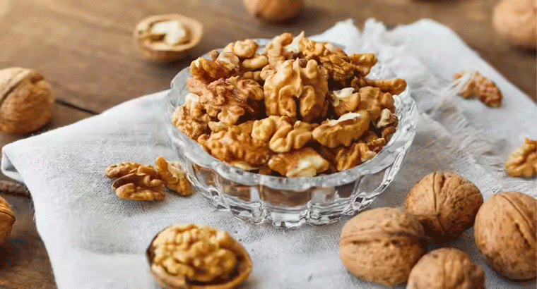 ఏయే నట్స్ ఏ సమయంలో తినాలో తెలుసా