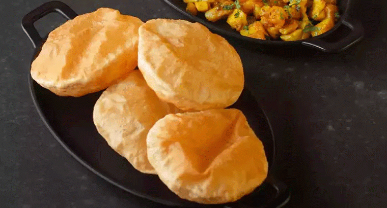 ఇలా చేస్తే ఎక్కువ నూనె పీల్చకుండా పూరీలు మెత్తగా