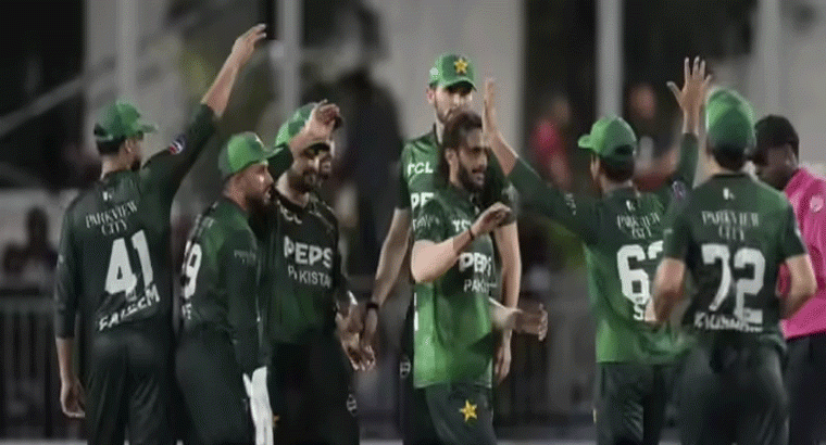 స్టార్ ఆటగాళ్లకు షాక్‌ ఇచ్చిన పాకిస్థాన్‌.. ఆసియాకప్‌ కోసం జట్టు ప్రకటన