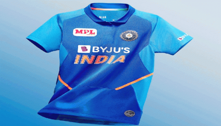 స్పాన్సర్ షిప్ కాంట్రాక్ట్ నుంచి మధ్యలోనే వైదొలగాలని ఆ కంపెనీల నిర్ణయం
