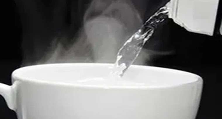 నీళ్లను పదే పదే వేడి చేసి తాగుతున్నారా.?
