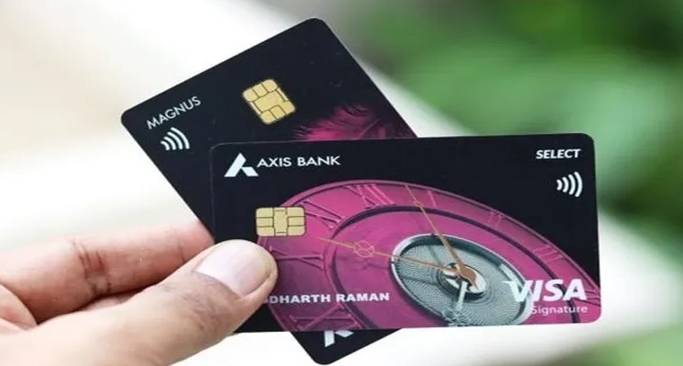 ఆ క్రెడిట్ కార్డు వాడే వారికి భారీ షాక్
