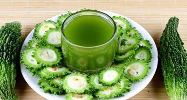 కాకరకాయ జ్యూస్ తాగితే ఆ సమస్యలు దూరం
