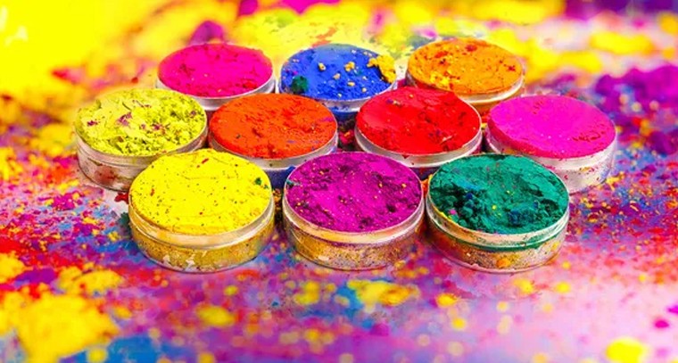 హోలీ రోజు ఈ వస్తువులను దానం చేయకండి!
