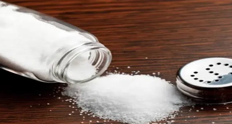 ఈ వస్తువులు కింద పడెయ్యొద్దు.!
