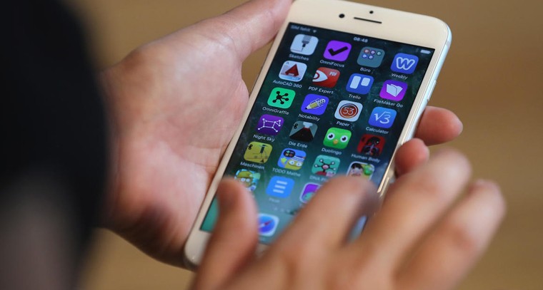 మీ స్మార్ట్‌ఫోన్‌ హ్యాంగ్‌ అవుతోందా? ఇలా చేయండి
