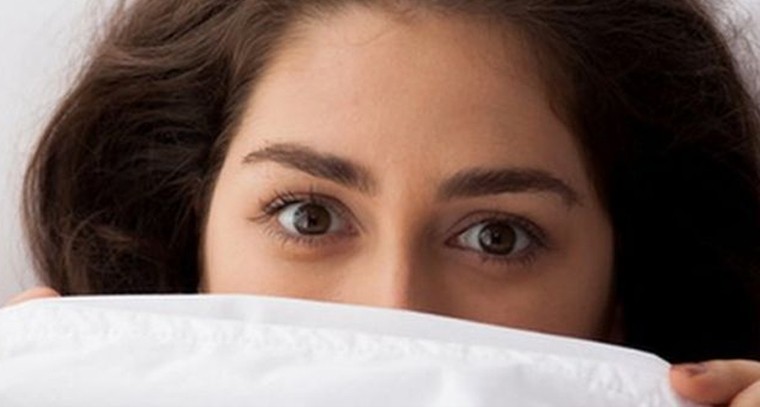 నిద్ర సమస్యలతో బాధపడే వారికి చక్కటి చిట్కాలు