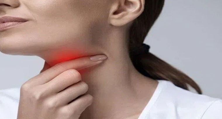 గొంతులో కిచ్ కిచ్..ఇంటి చిట్కాతో చెక్
