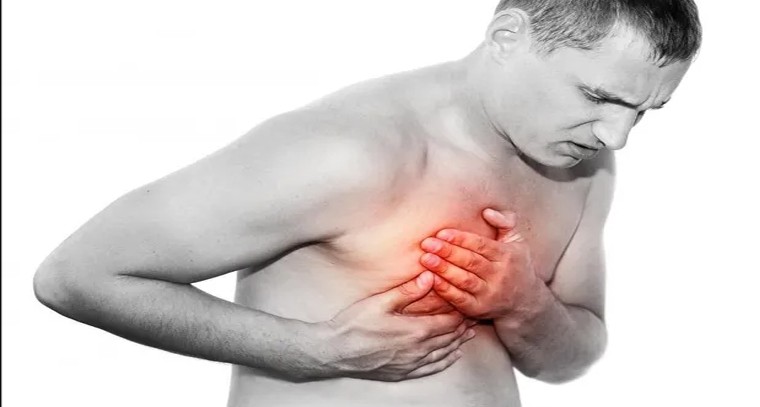 మగవారిలో రొమ్ము క్యాన్సర్ గురించి 5 సూచనలు..లక్షణాలు
