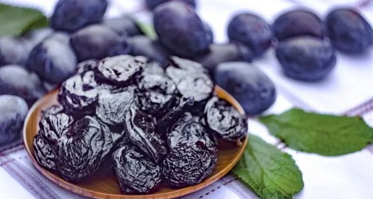 నల్ల ఎండు ద్రాక్ష వల్ల కలిగే లాభాలివే
