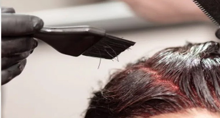 హెయిర్ కలరింగ్ చేయిస్తున్నారా.?
