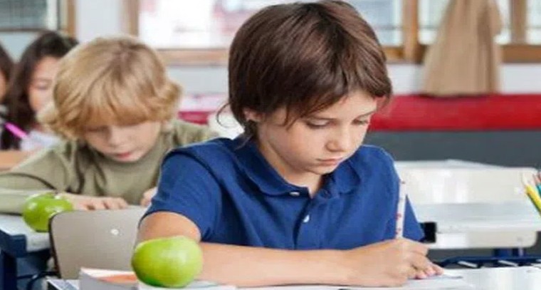 వేడి నీళ్లతో స్నానం చేస్తే ఈ సమస్యలు తప్పవు
