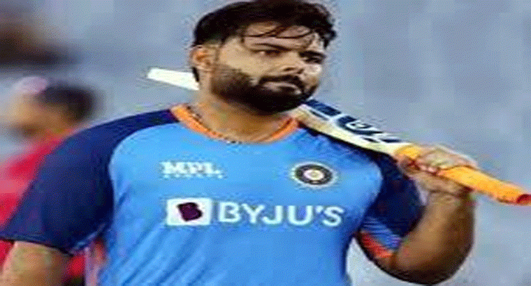 భారత్‌-ఇంగ్లాండ్ మధ్య చివరి వన్డే,,,,రిషభ్ ఎంట్రీ