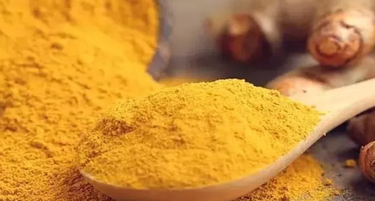 పసుపుతో ఇలా చేస్తే సమస్యలు దూరం
