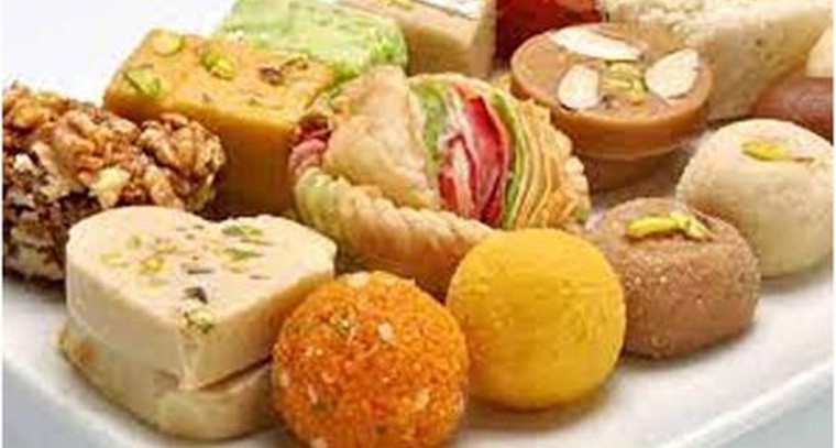 మిఠాయిలు ఎక్కువగా తినడం వలన కలిగే నష్టాలు 