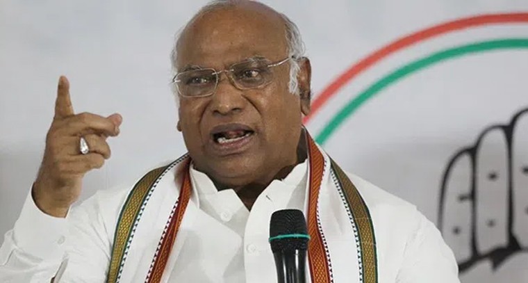 టీమిండియా మహిళల కెప్టెన్ న్యూ రికార్డ్
