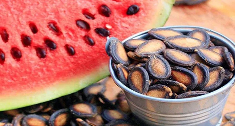 భక్తులతో కిక్కిరిసిన లిబర్టీ టీటీడీ ఆలయం
