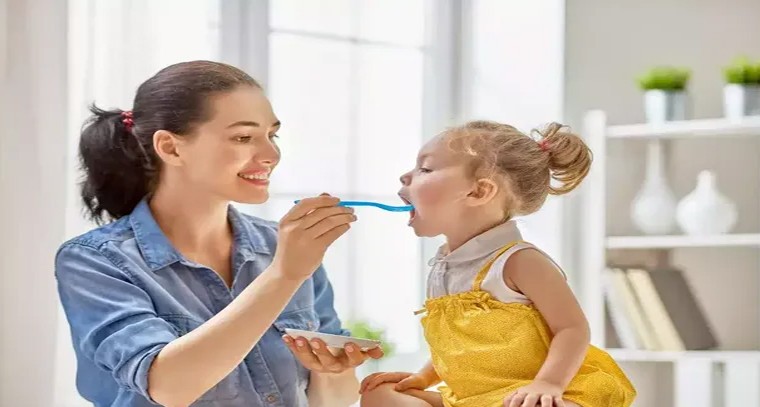 మీ పిల్లలు బరువు పెరగాలా.. అయితే ఈ ఫుడ్స్ పెట్టండి
